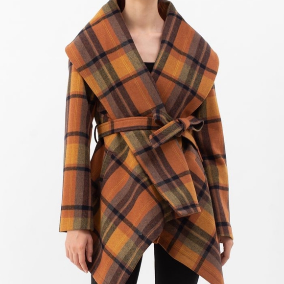Chicwish Jackets & Blazers - 💥Chic Wish Plaid Turn Down Collar Coat